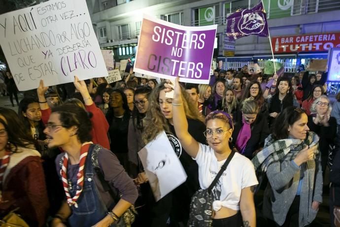 08.03.19. Las Palmas de Gran Canaria. Manifestación Día de la Mujer 8M. Foto Quique Curbelo