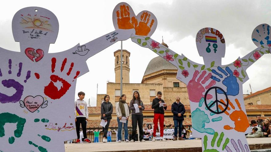 Los escolares delebran el Día de la Paz en Alcoy