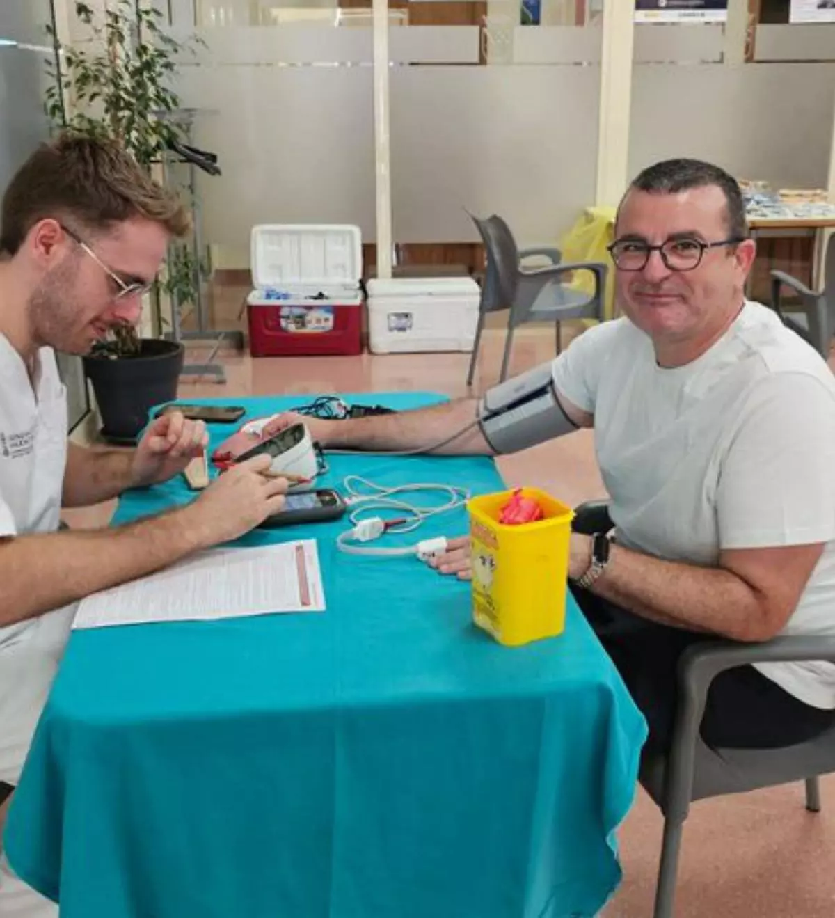 Los Moros y Cristianos de Dénia comienzan con la donación de sangre