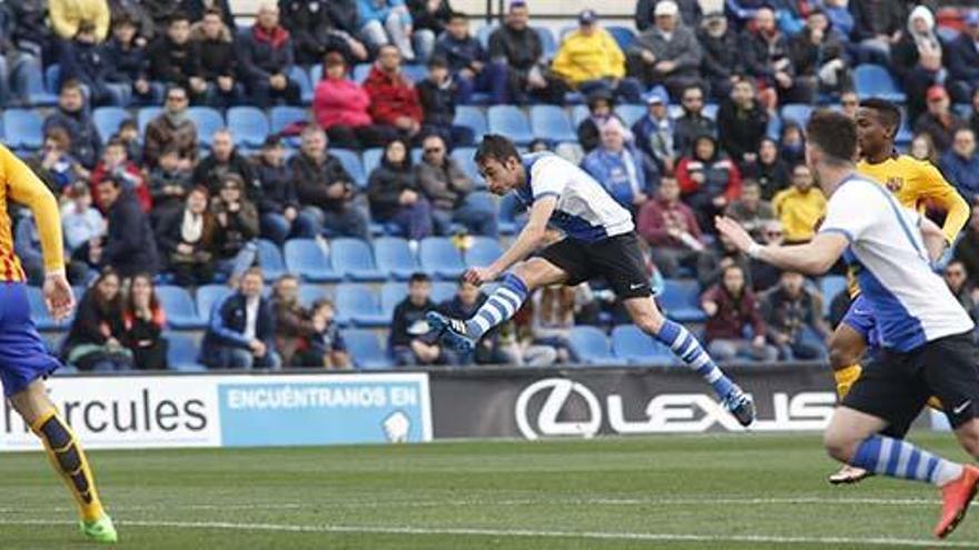 El Barça B baja de la nube al Hércules