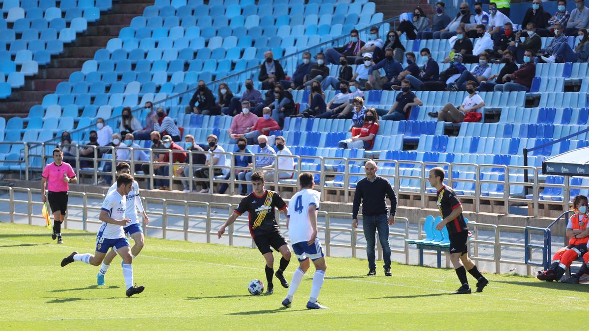 Un momento del partido entre el Deportivo Aragón y el Barbastro disputado en La Romareda, el día en el que volvió el público al estadio.