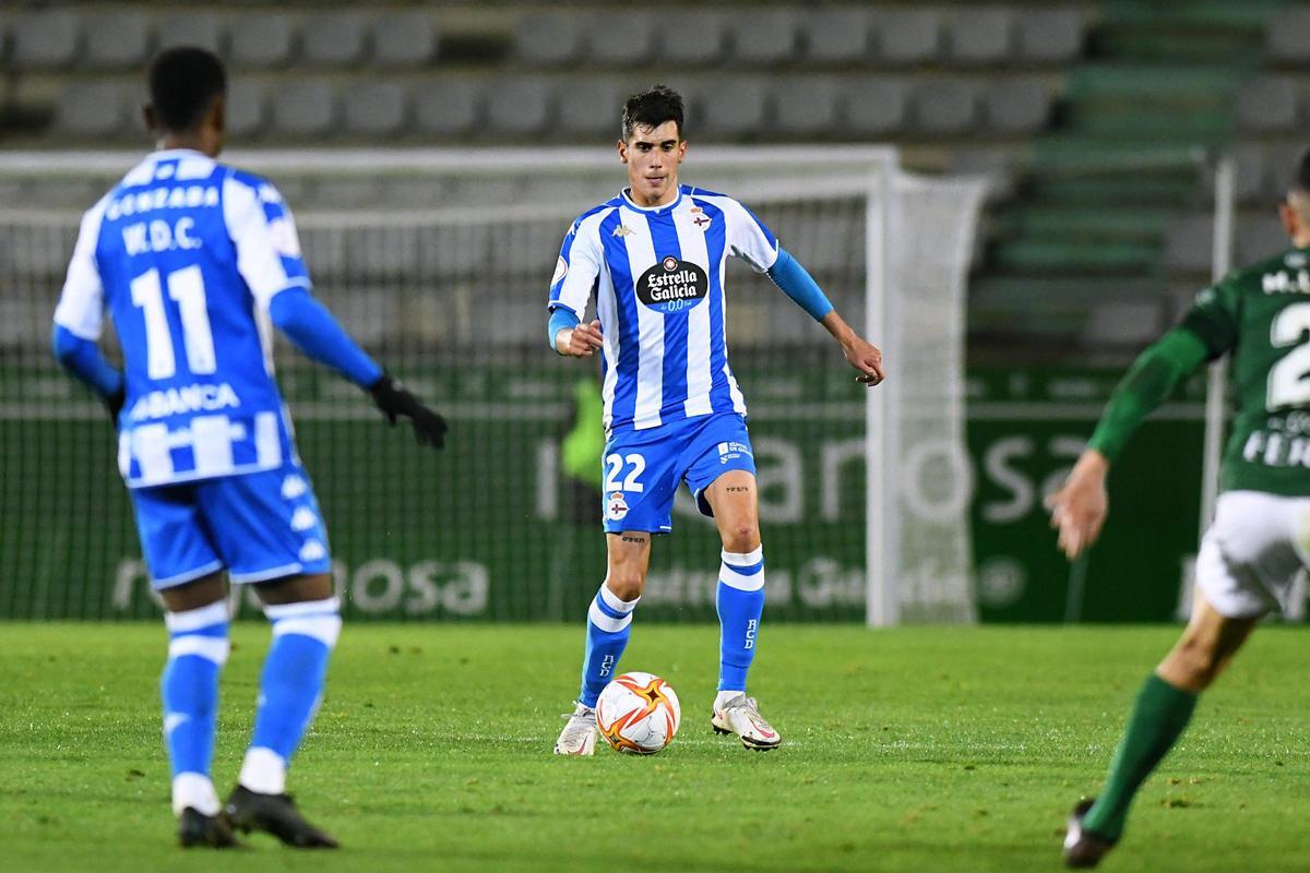 Diego Villares, durante un partido ante el Racing de Ferrol