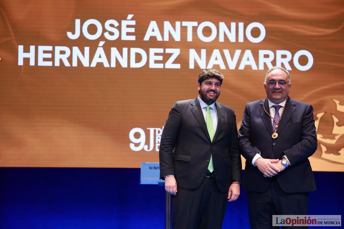 Así ha sido el acto institucional del Día de la Región de Murcia en el Teatro Romea