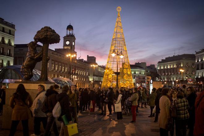 Puerta del Sol de noche