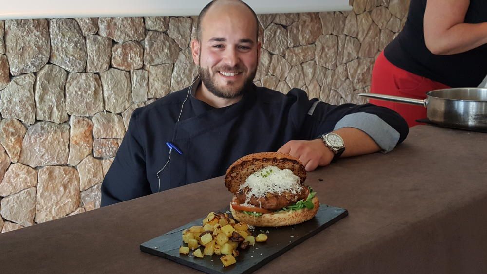 El 'Taller magistral de creatividad con sobrasada' demuestra que hay vida para este embutido más allá de las torradas.