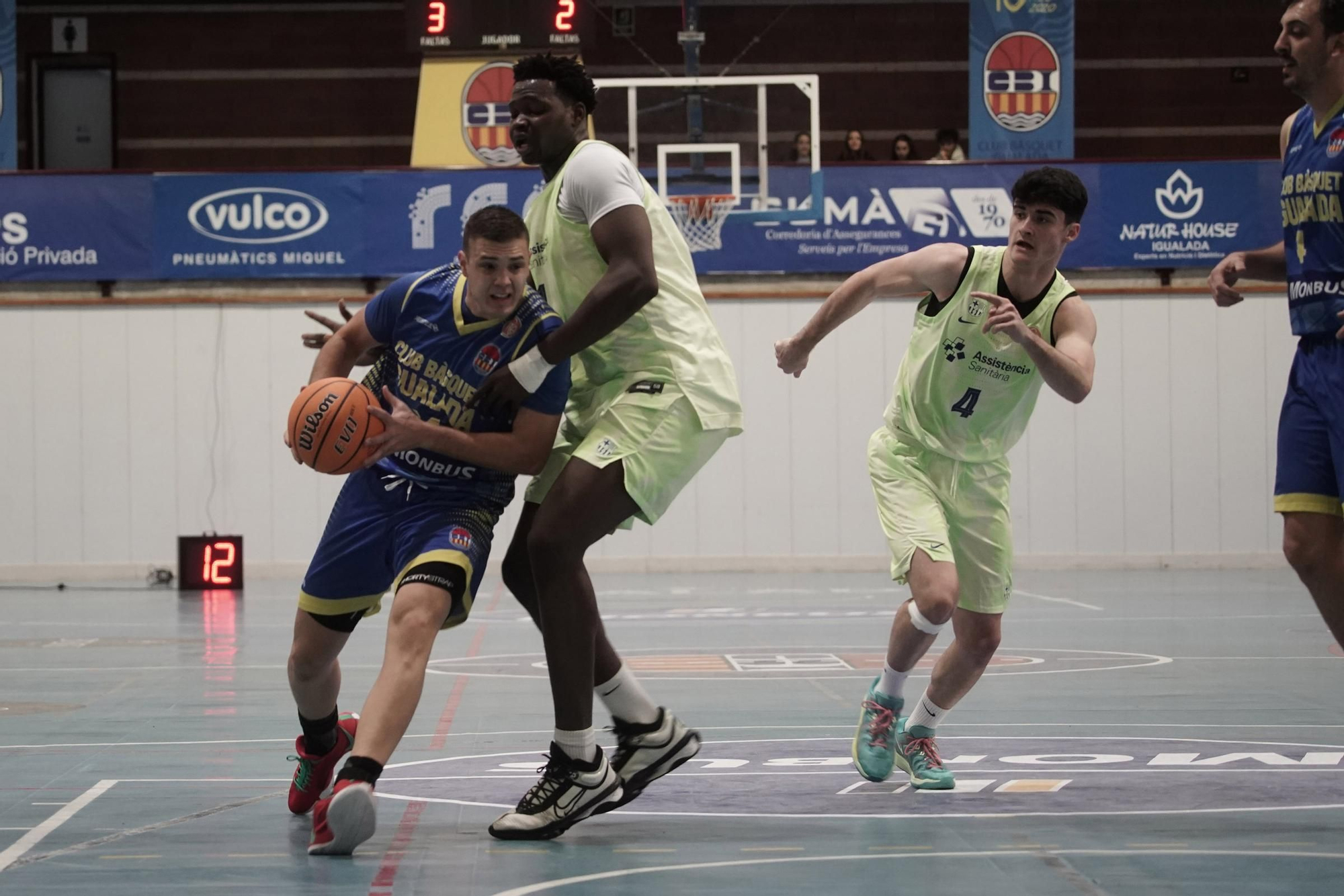 Imatges del Monbus Igualada - Barça B