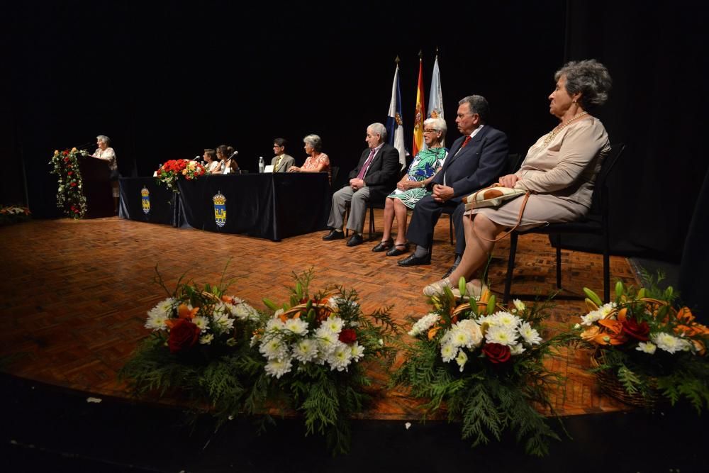 O Burgo homenajea a sus mayores // G.SAntos