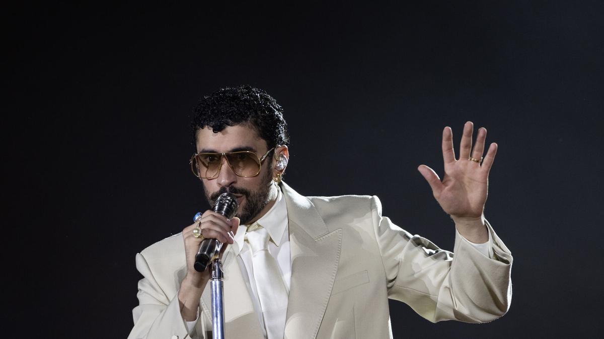 Imagen de archivo (21/11/2025) del cantante puertorriqueño Bad Bunny durante un concierto como parte de su gira mundial ‘DeBÍ TiRAR MáS FOToS World Tour’. EFE/ Orlando Barría. NO VENTAS ZONA EPA