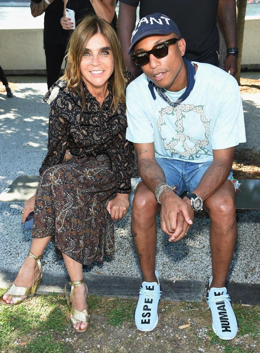 Front Row semana de la moda NY, Carine Roitfeld, y Pharrell Williams en Yeezy