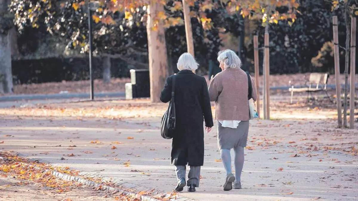Cuándo se cobran las pensiones en mayo de 2025: fechas por bancos