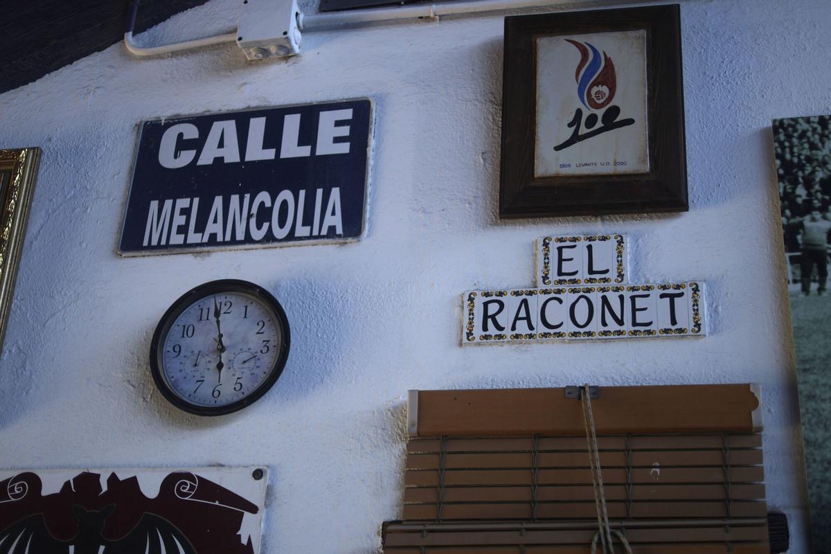 Valencia. Estadio Ciutat de Valencia. Entrevista a Raimon, jardinero del Levante UD e histórico levantinista VLC SPD