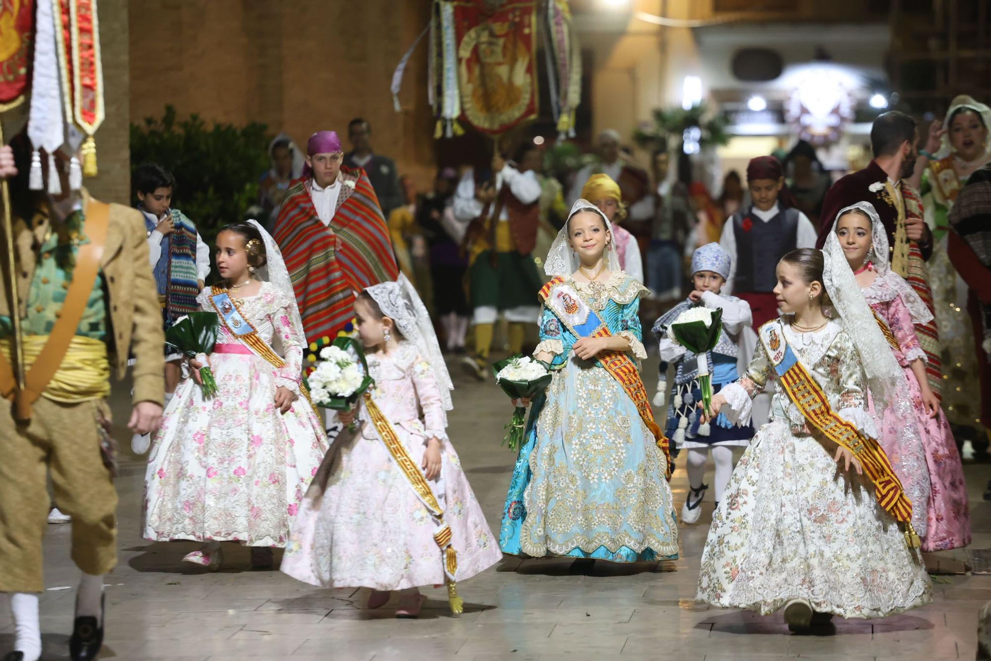 Búscate en el segundo día de la Ofrenda en la calle San Vicente entre las 20 y las 21 horas