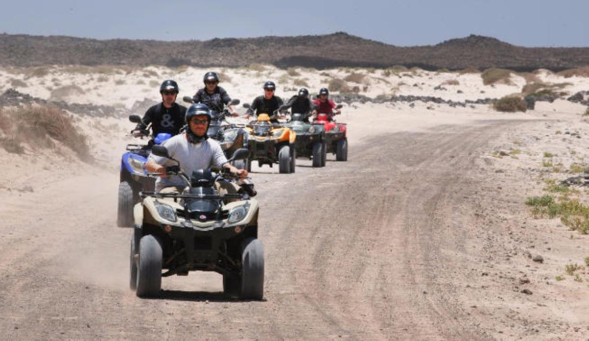 La Oliva clausura las excursiones de quads por no disponer de permisos