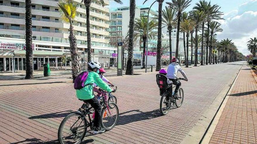 Los mayores problemas se están detectando en los inmuebles junto al mar.