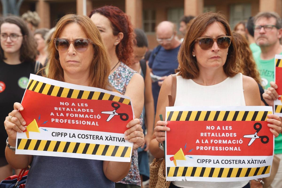 Valencia. VLC. Protesta de docentes de FP contra los recortes de la Conselleria de Educacion ante el inicio de curso