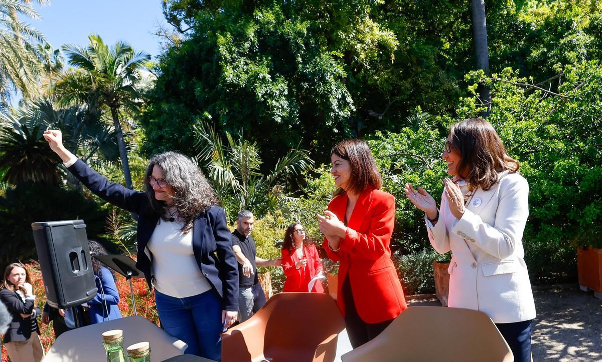 Todas las fotos del acto con Mónica Oltra en el Jardín Botánico de València Todas las fotos del acto con Mónica Oltra en el Jardín Botánico de València