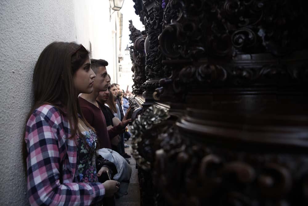 Desfile del Nazareno en su barrio