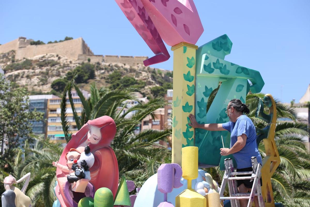 Daños de la lluvia en la pintura de La Ceràmica y destrozos en La Marina y Sant Agustí
