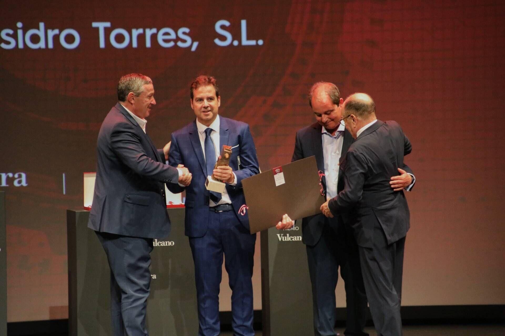 Zamora. 37ª edición de los Premios Mercurio y Vulcano y las Medallas a la Dedicación Empresarial y Lealtad a la empresa.