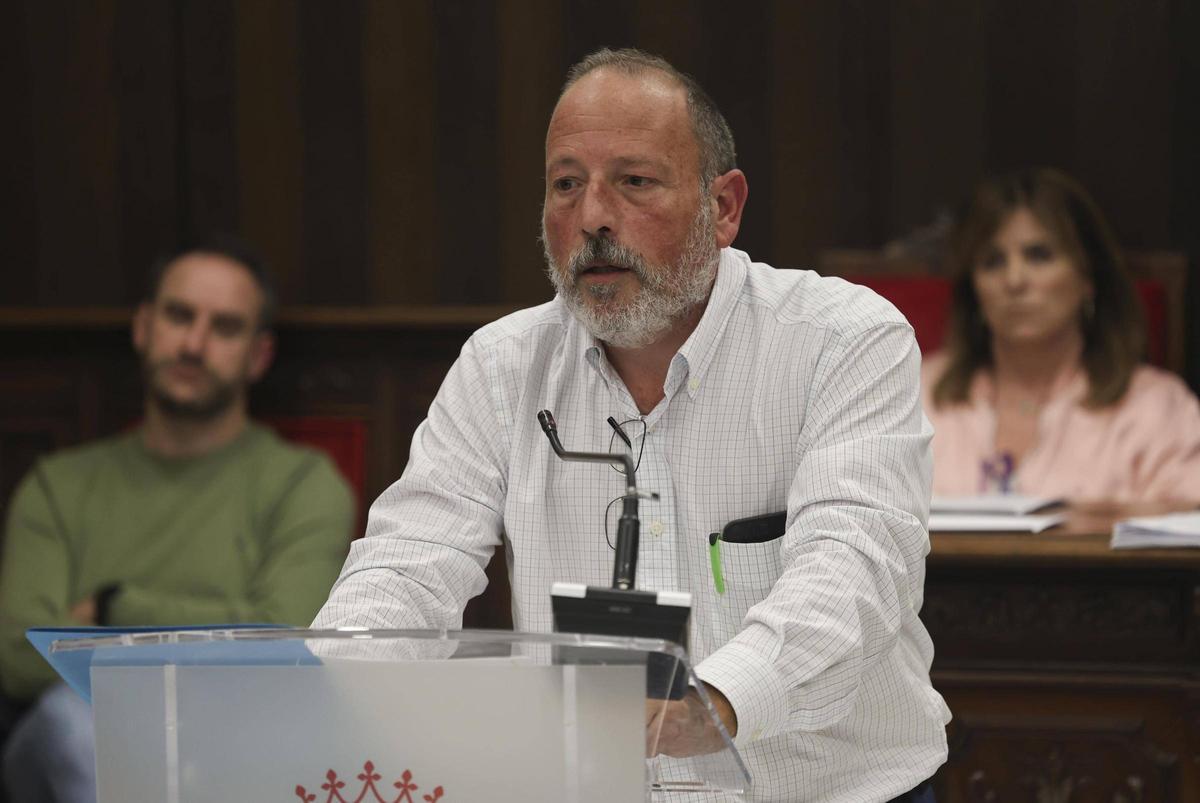 José Tomás Serrano durante una intervención en el pleno.