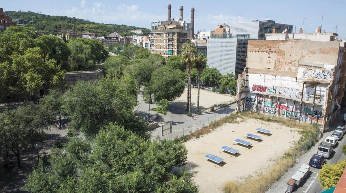 zentauroepp34919209 barcelona 04 08 2016 barcelona solares destinado190508110541 zentauroepp34919209 barcelona 04 08 2016 barcelona solares destinado190508110541
