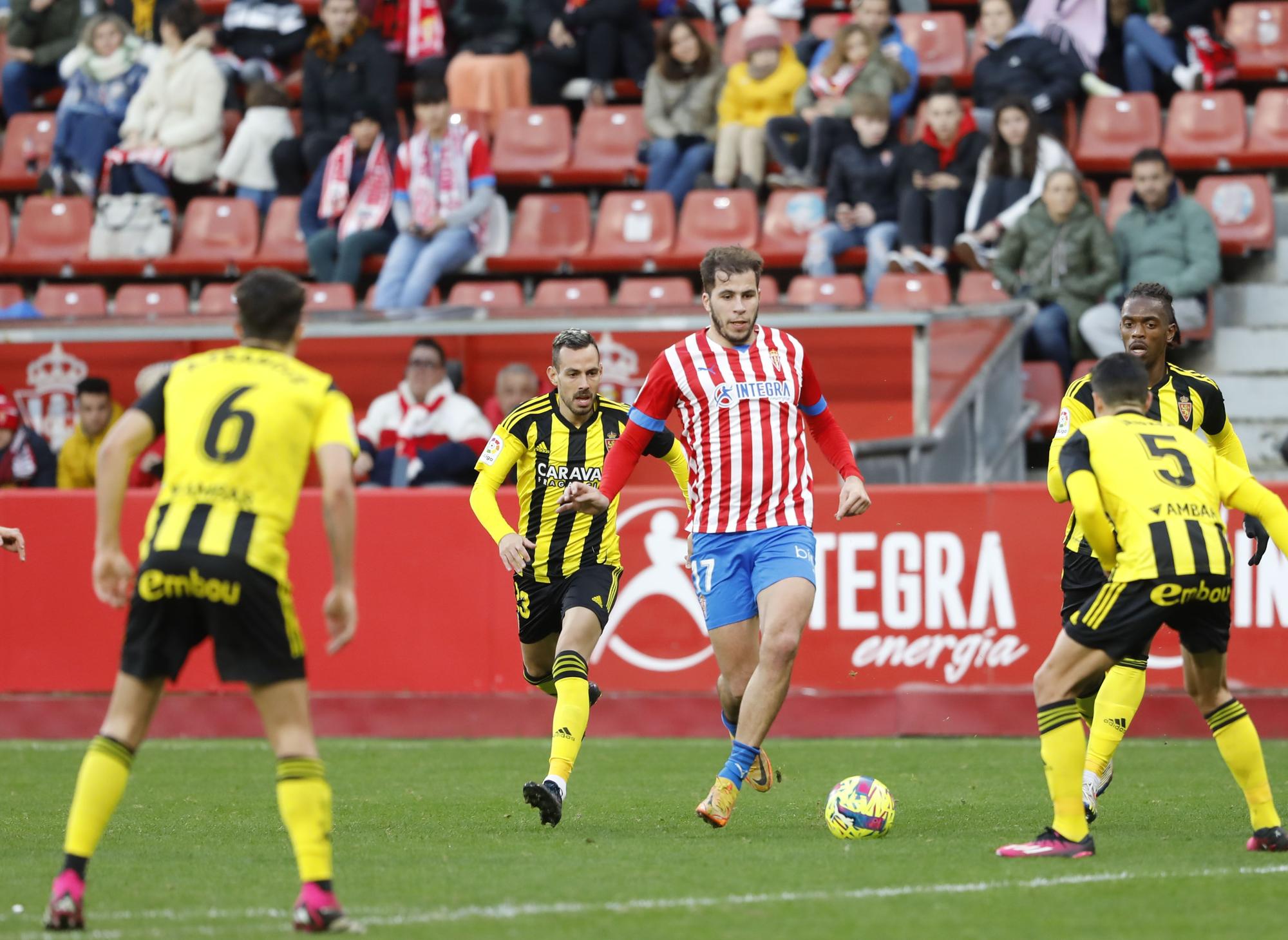 EN IMÁGENES: El encuentro entre el Sporting y el Real Zaragoza