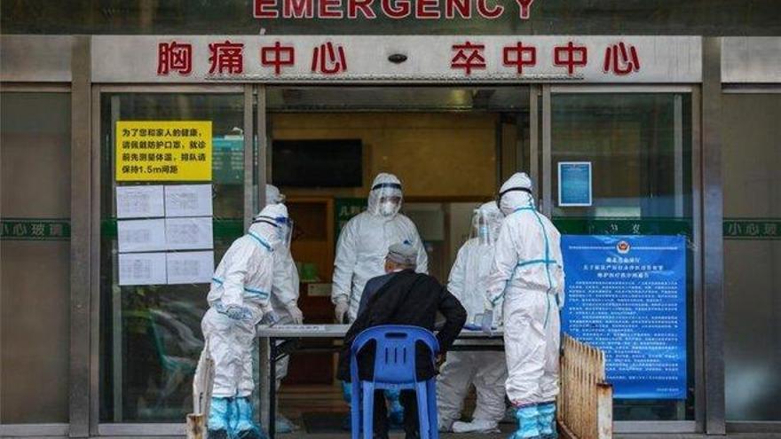 China eleva a 3.012 las muertes por coronavirus y a 80.409 los contagios