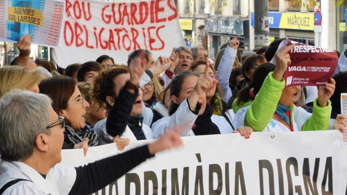 Metges de primària en una manifestació a Manresa, el 2018 |