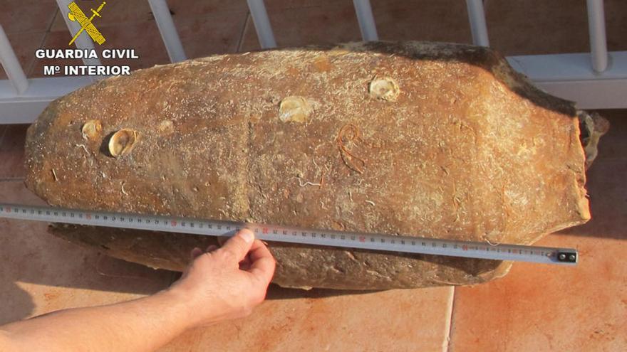 Recuperan cinco ánforas con más de 2.000 años de antigüedad en Águilas y Mazarrón