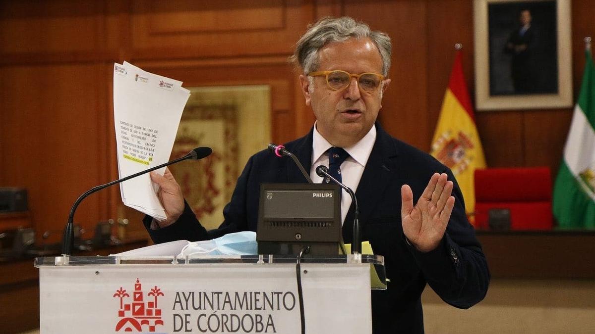 Salvador Fuentes en la presentación de las ayudas del Plan Reactiva Córdoba