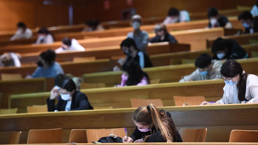 Selectividad 2022: estas son las notas de corte para acceder a las universidades gallegas