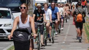 Els homes tripliquen les dones que agafen la bici per anar per Barcelona