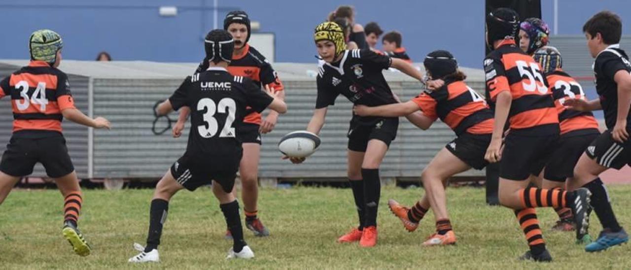 Encuentro de escuelas de rugby en Sagunt