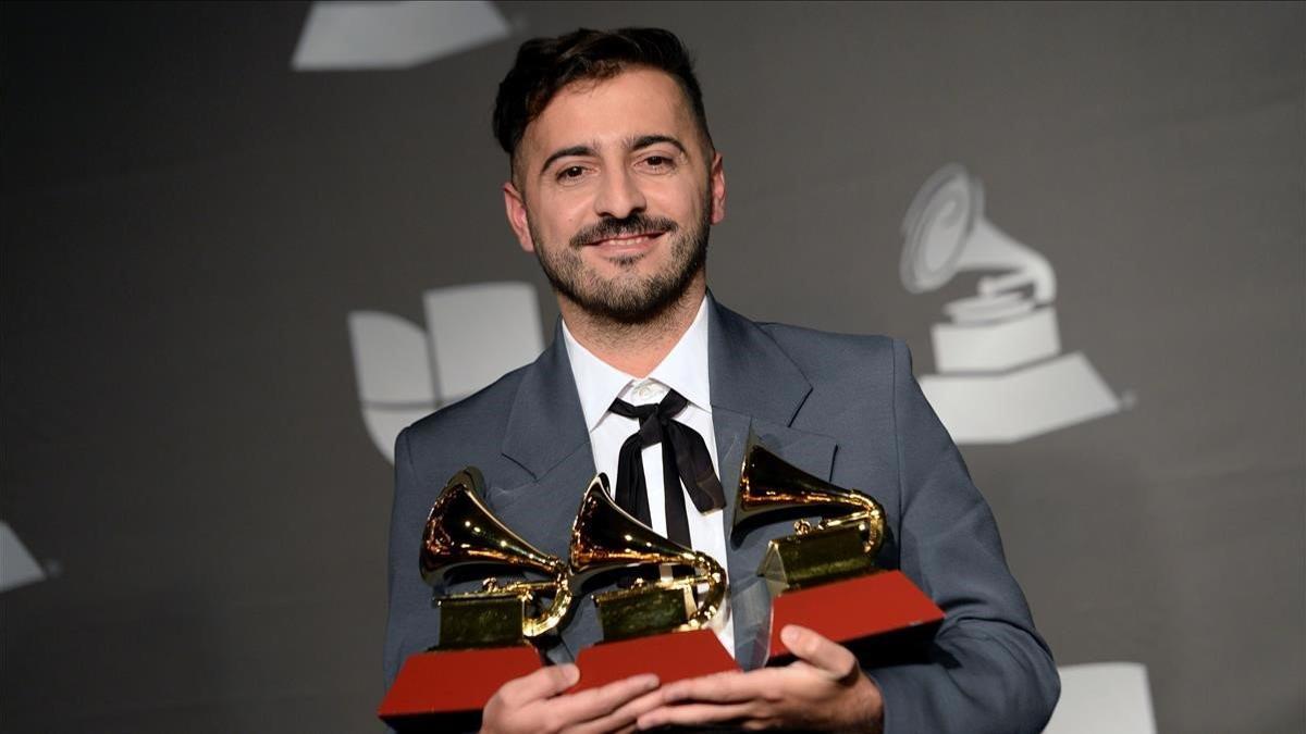 El Guincho, con sus Grammy Latinos, en Las Vegas