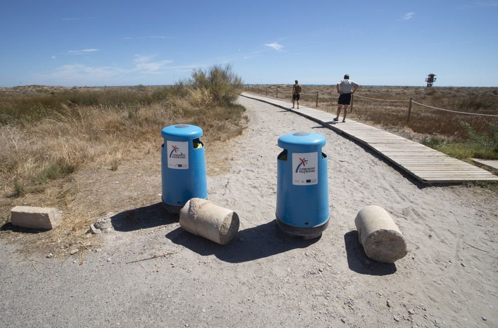 Vecinos de Almardà piden soluciones a los desperfectos ocasionados por las obras de Costas.