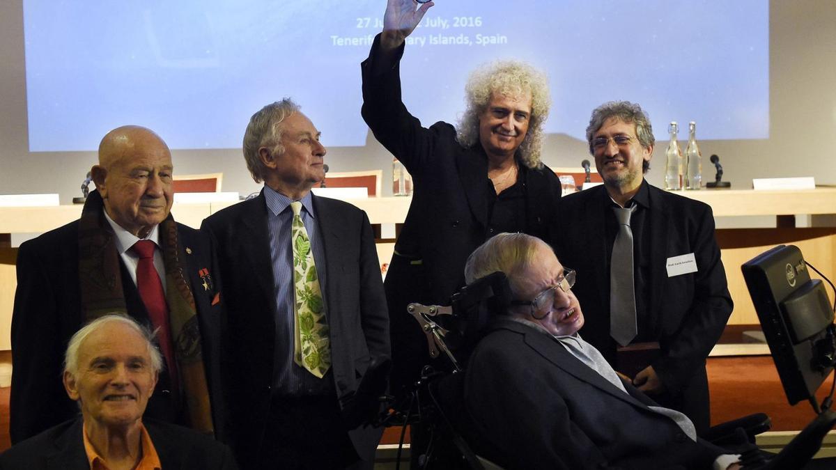 Varios reputados físicos y premios Nobel –entre ellos el fallecido Stephen Hawking– durante la celebración del festival Starmus en Tenerife, en 2016.