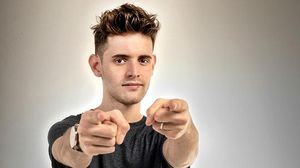 L’actor català ens parla de l’èxit de la sèrie ’Merlí’.