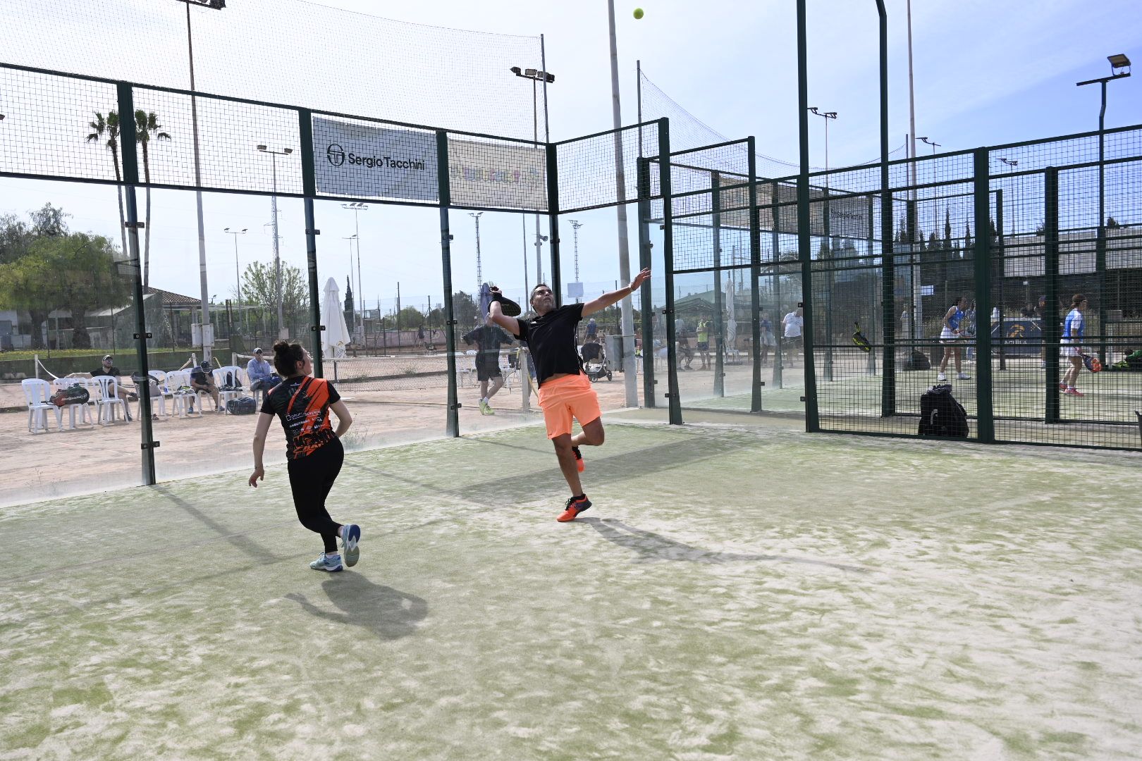 Las mejores imágenes de la jornada de pádel solidario de la Gaiata 15 en Castelló