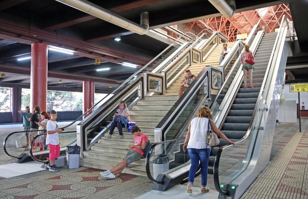 La estación de autobuses de Vigo se despereza