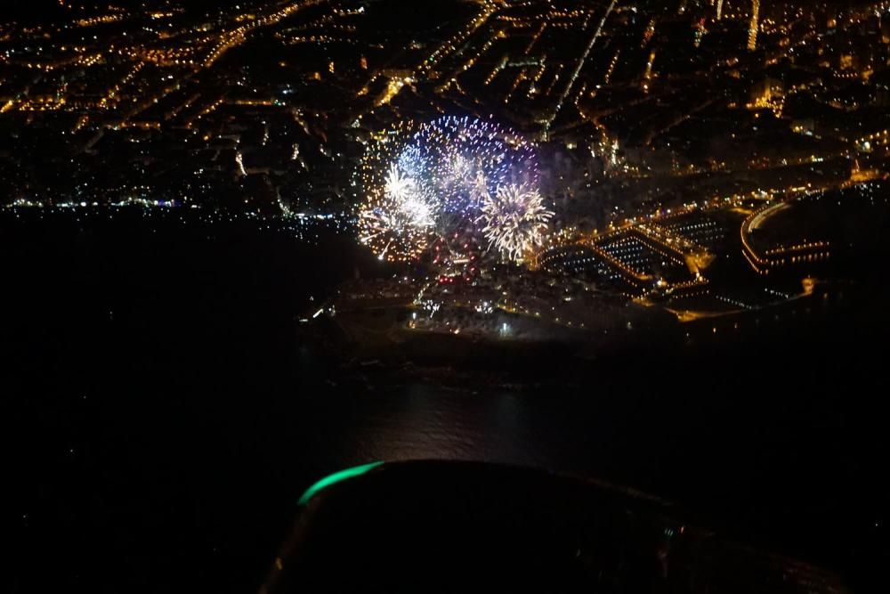 Gijón, la noche de los fuegos desde el aire