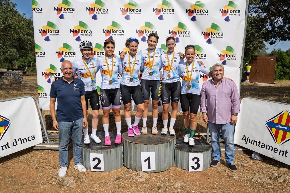El podio femenino de la prueba disputada en el Puig de Santa Magdalena de Inca.