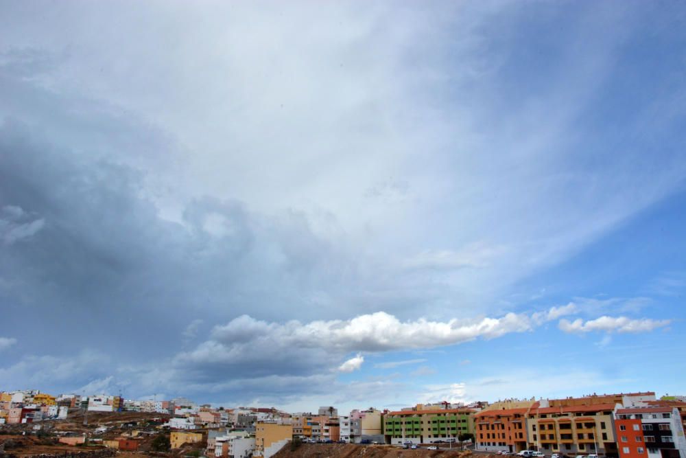 CIELO ENCAPOTADO EN TELDE