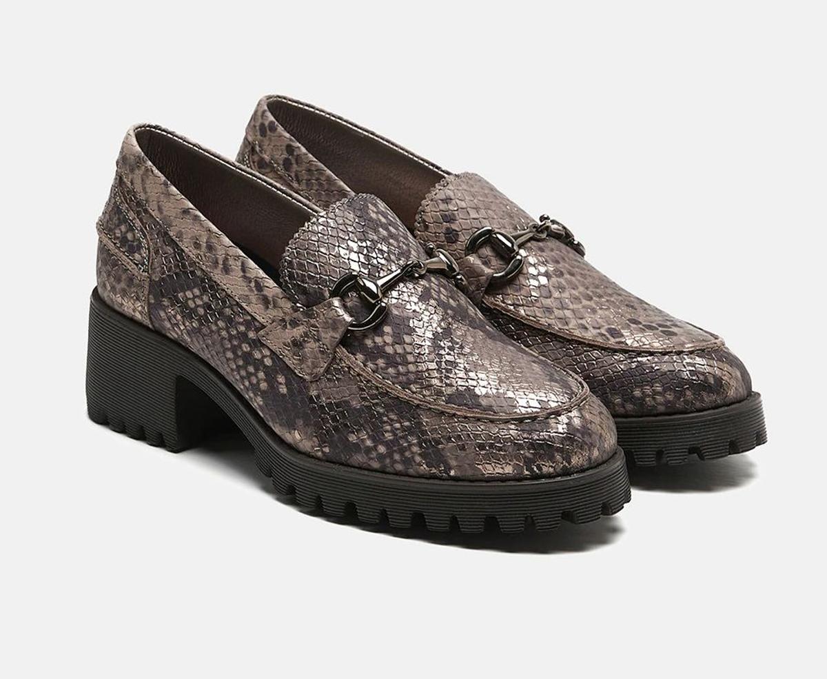 Mocasines de mujer de 24HRS de piel con print serpiente