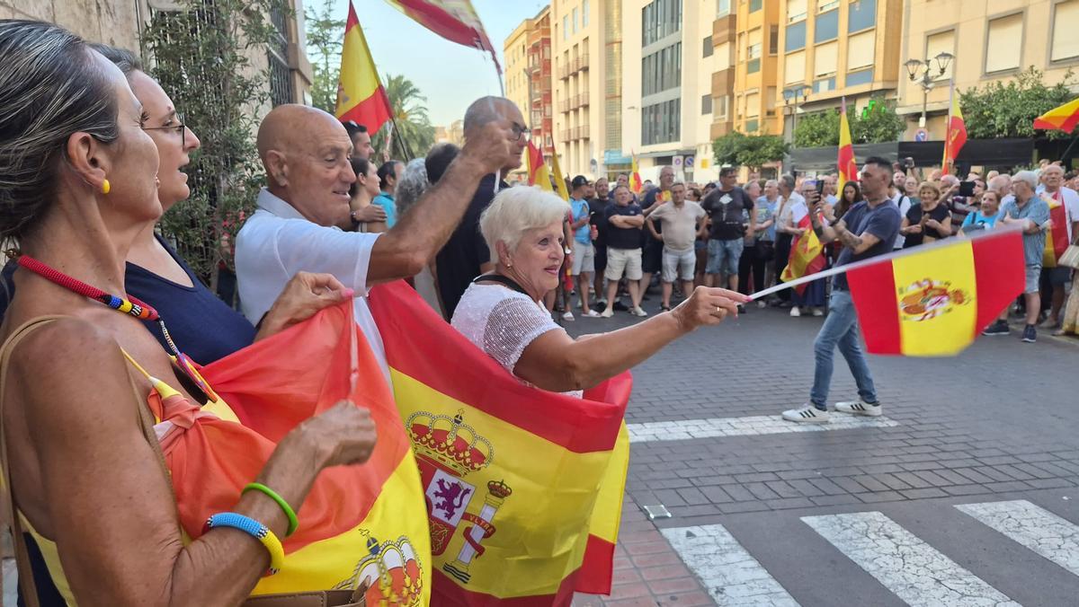Masivas concentraciones en Sagunt y Port de Sagunt en apoyo a Ceuta Masivas concentraciones en Sagunt y Port de Sagunt en apoyo a Ceuta