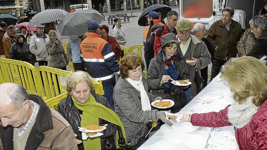 Ayuntamiento, obispado y amas de casa celebran San Fulgencio