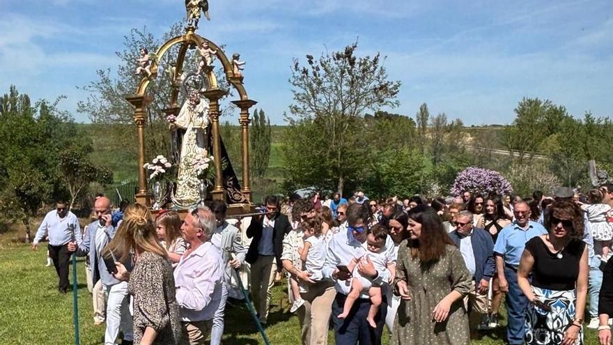 GALERÍA | La Guareña honra a su patrona, la Virgen del Olmo