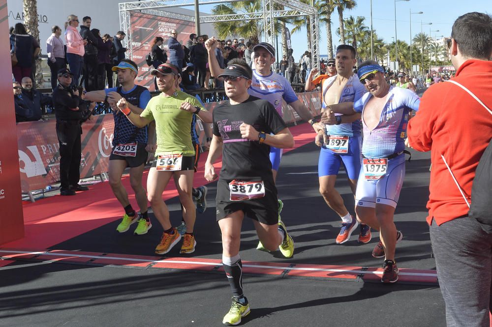 El keniata ha superado al marroquí Hassane Ahouchar con un tiempo de 1:04:29