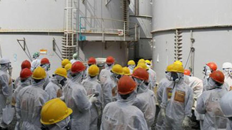 Trabajadores en la central nuclear