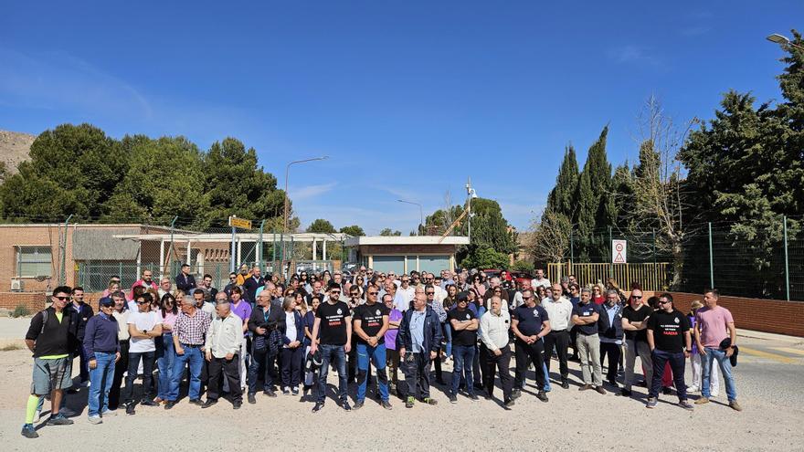 Concentraciones en Fontcalent y Villena por el asesinato de una trabajadora de la cárcel de Tarragona