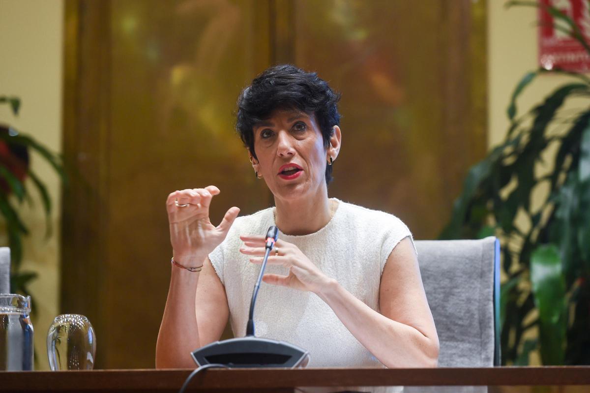 La ministra de Inclusión, Seguridad Social y Migraciones, Elma Saiz.